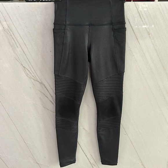 Athleta Pants - Athleta Inclination Moto tight leggings
